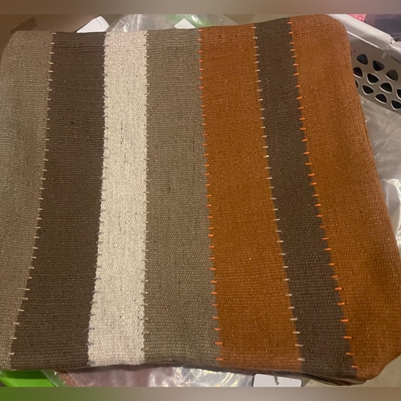 New Pottery Barn Miller Striped Handwoven Wool Pillow Cover, Warm Colors, 20” - Picture 5 of 16